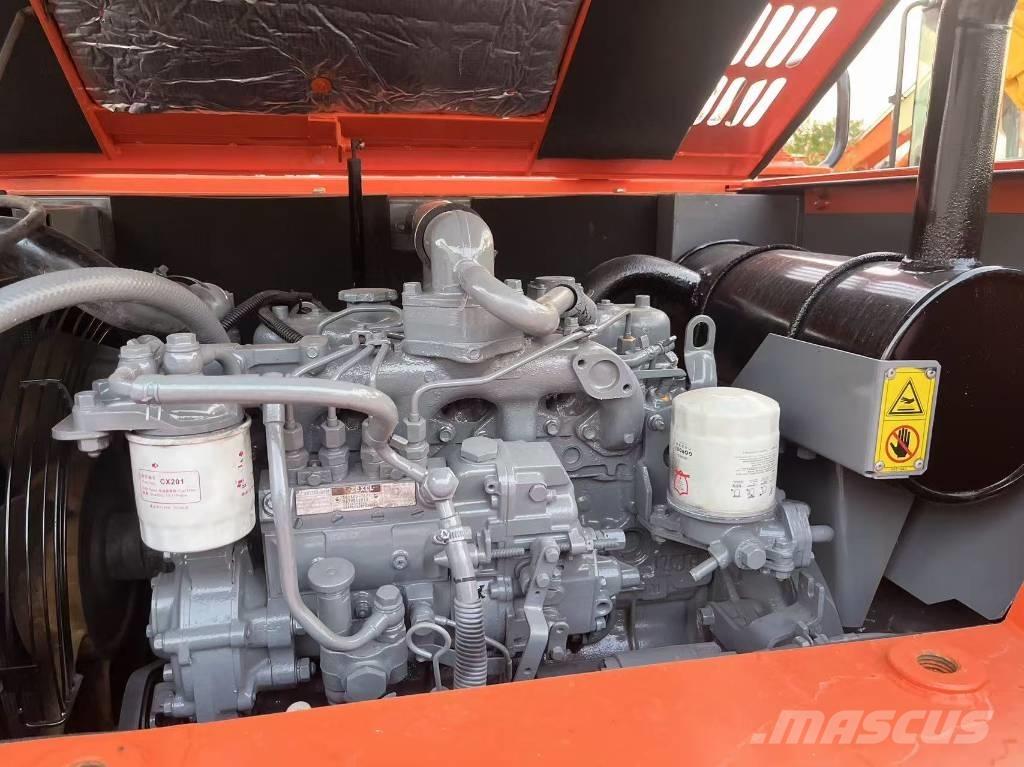 Hitachi ZX 70 Közepes (midi) kotrók 7 t - 12 t