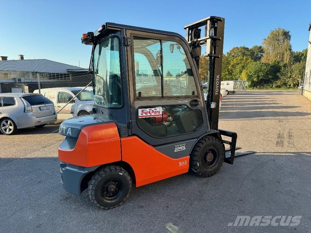 Toyota 02-8FDF25 Dízel targoncák