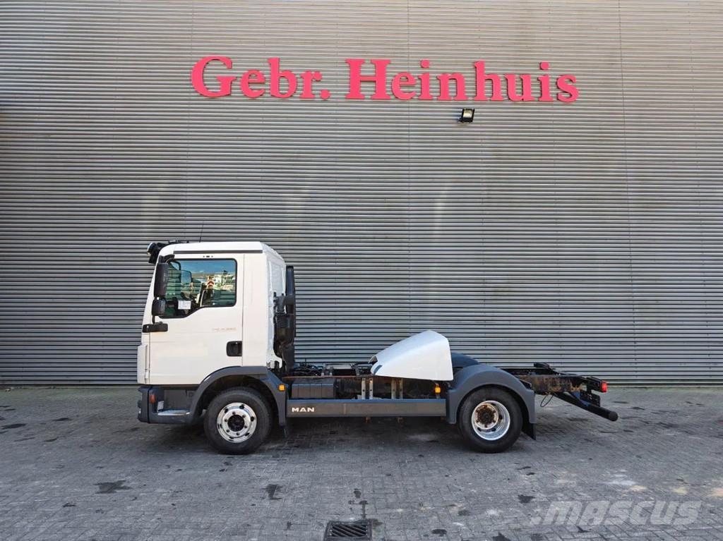 MAN TGL 8.220 4x2 Fülkés alváz