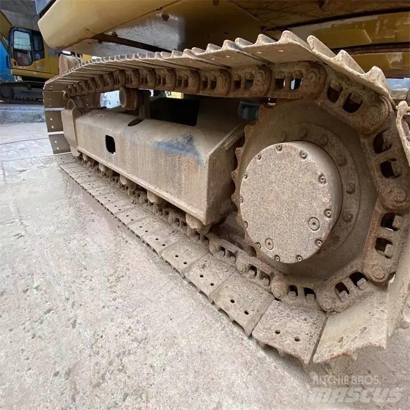 CAT 307 Lánctalpas kotrók