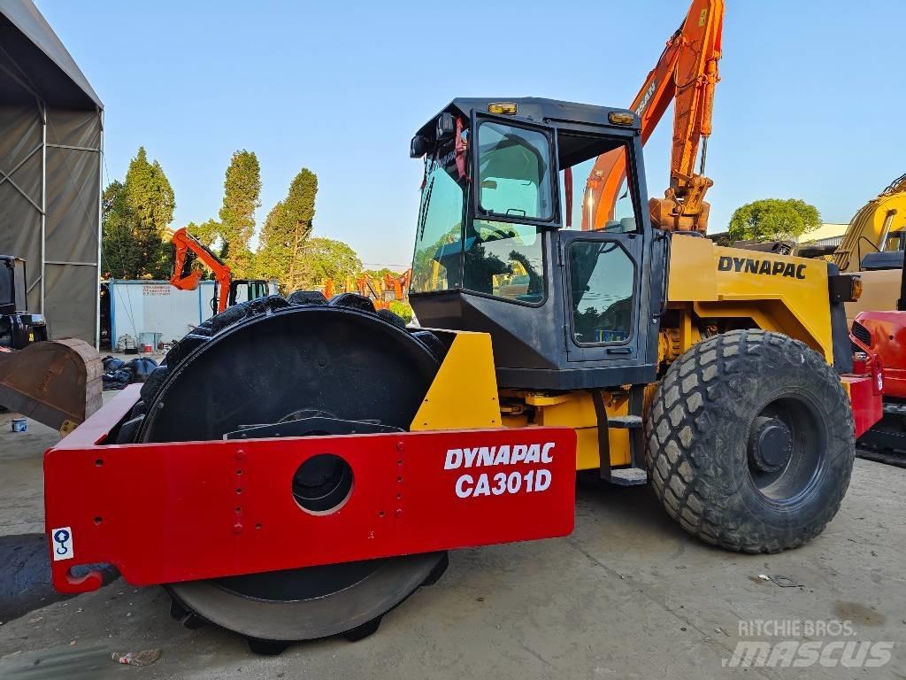 Dynapac CA 301 D Egydobos hengerek