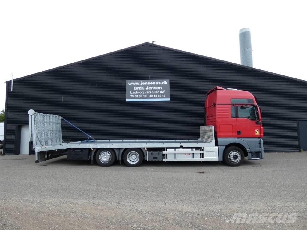 MAN TGX 26.470 Járműszállítók