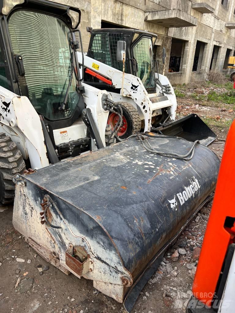 Bobcat S550 Gumikerekes homlokrakodók