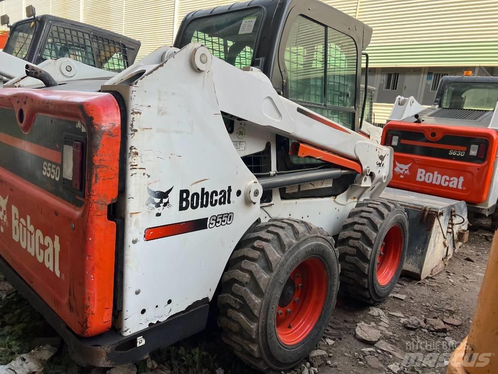 Bobcat S550 Gumikerekes homlokrakodók