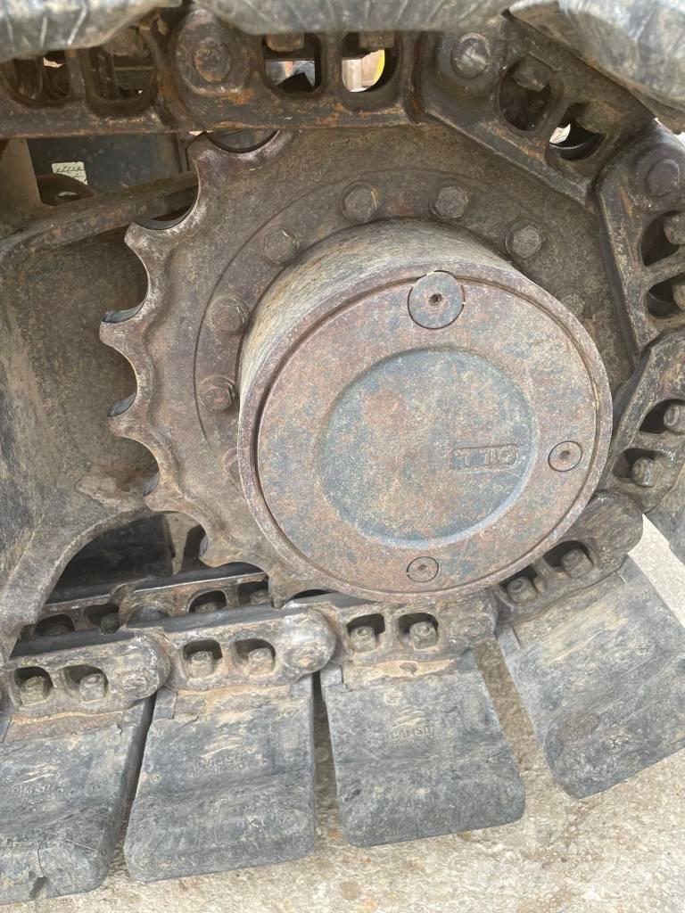 Komatsu PC80MR-5E0 Közepes (midi) kotrók 7 t - 12 t