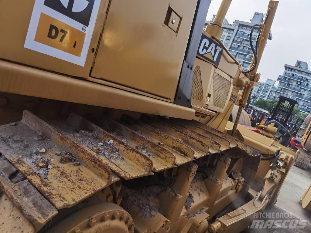CAT D 7 G Gréderek