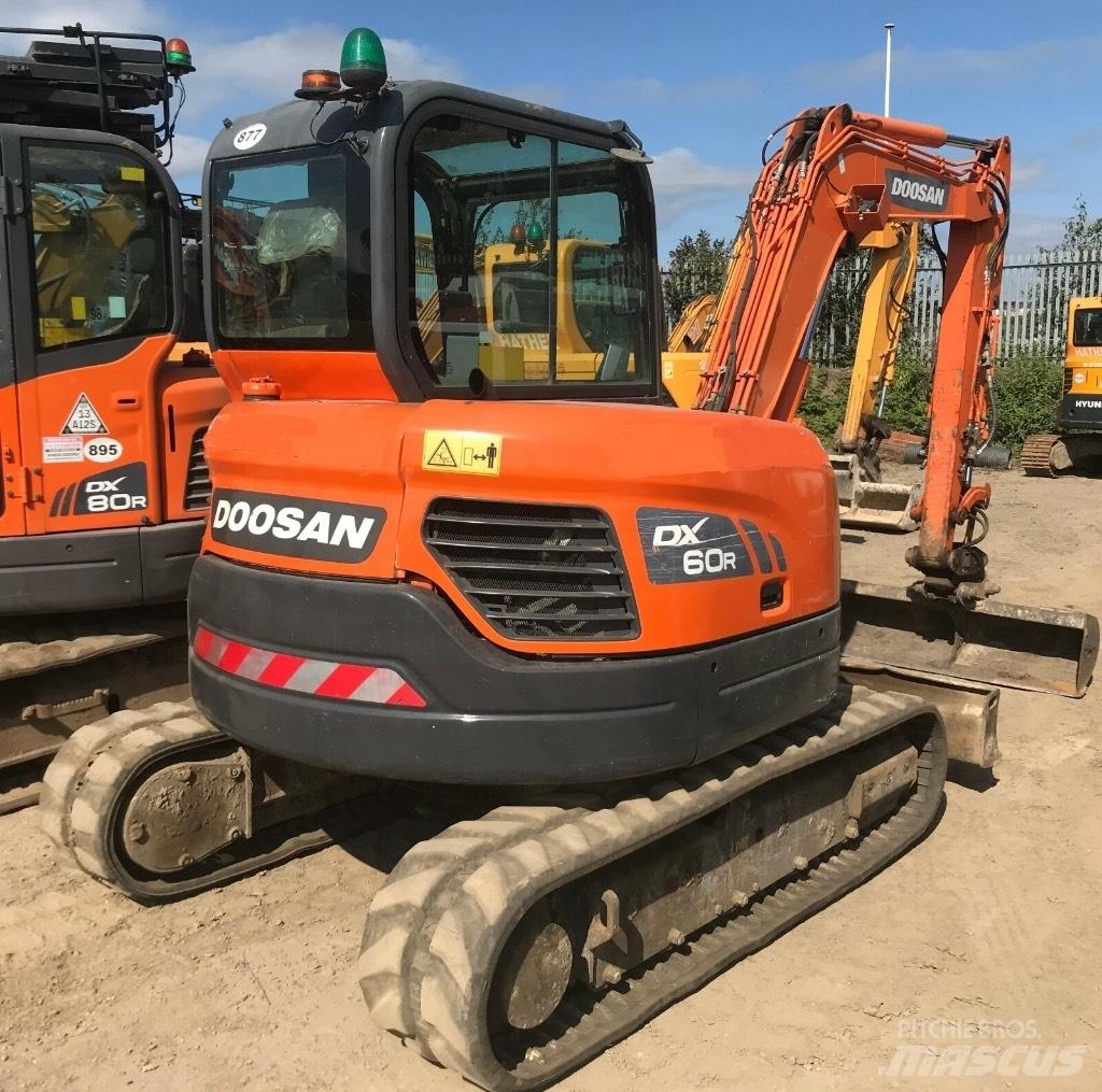 Doosan DX 60 R Mini kotrók < 7t