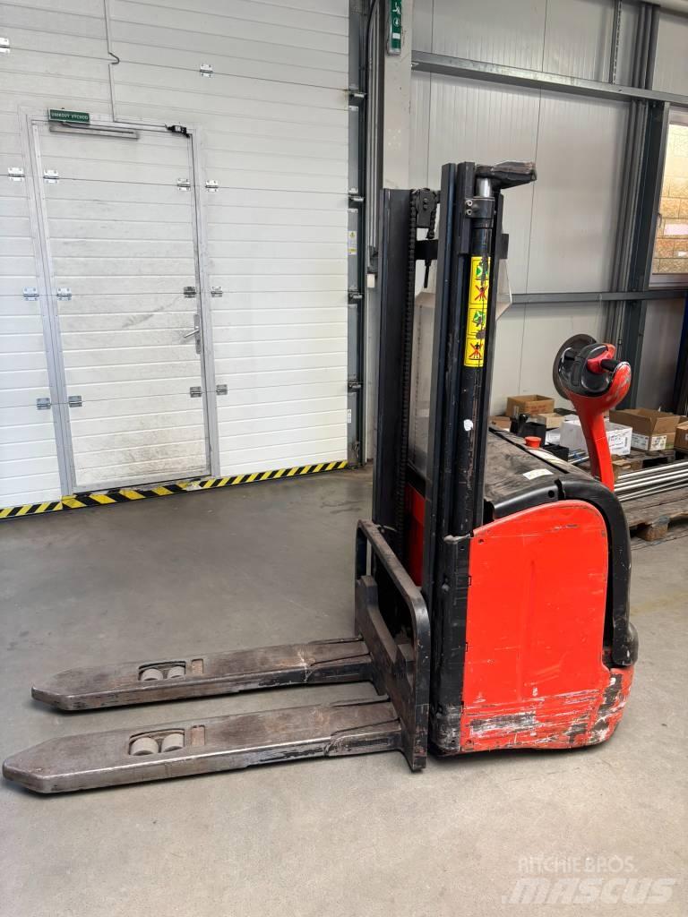 Linde L16 Gyalogkíséretű targonca