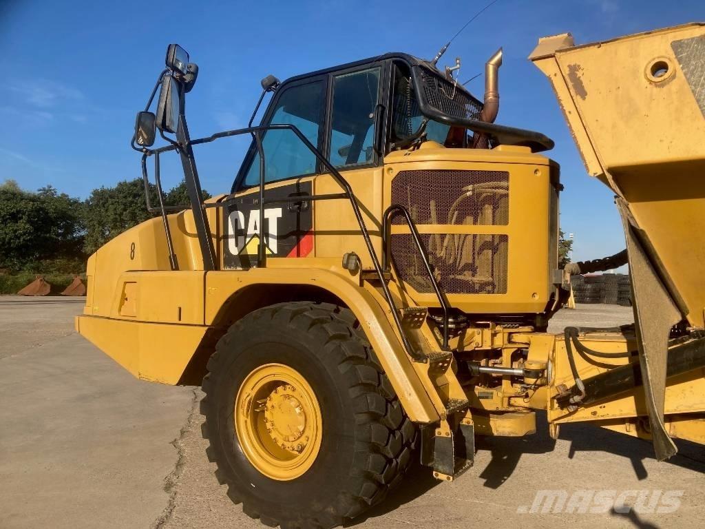 CAT 730 C Csuklósdömperek