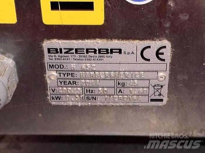  Bizerba 652 Üzemanyagtartályok