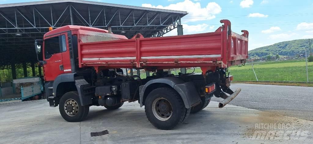 MAN TGA 18.360 4X4 Billenő teherautók