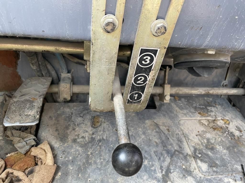 Hamm GRW 24 Pneumatikus kerekes hengerek