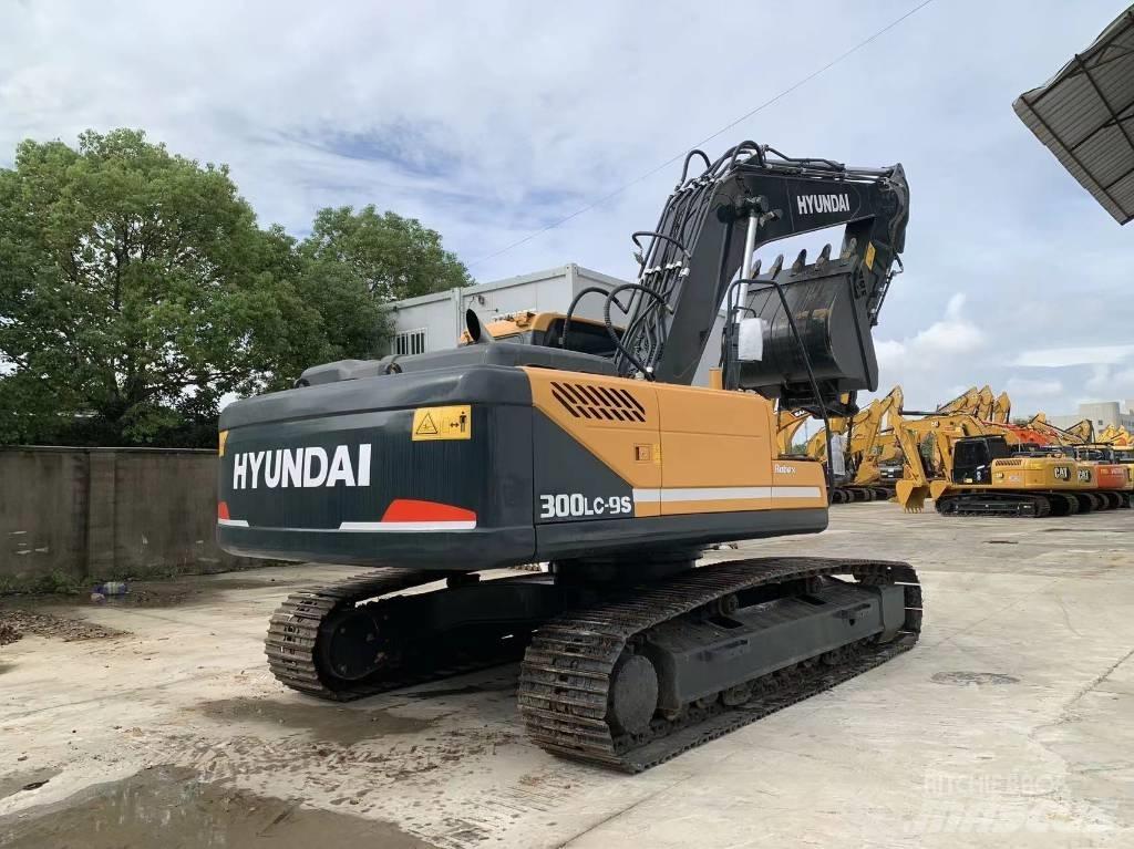 Hyundai R300LS-9S Lánctalpas kotrók