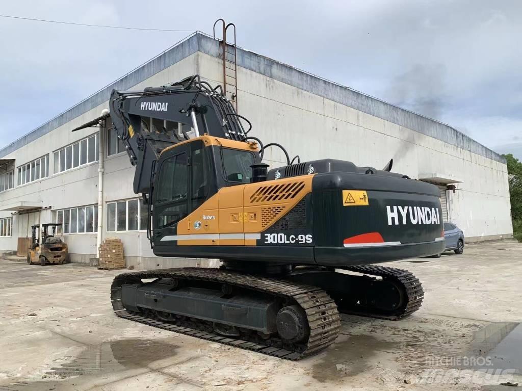 Hyundai R300LS-9S Lánctalpas kotrók