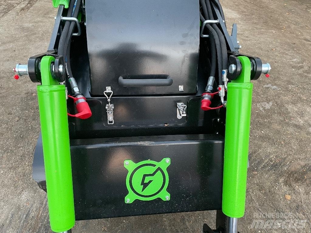 Kovaco Mini Z 400 Mini kotrók < 7t