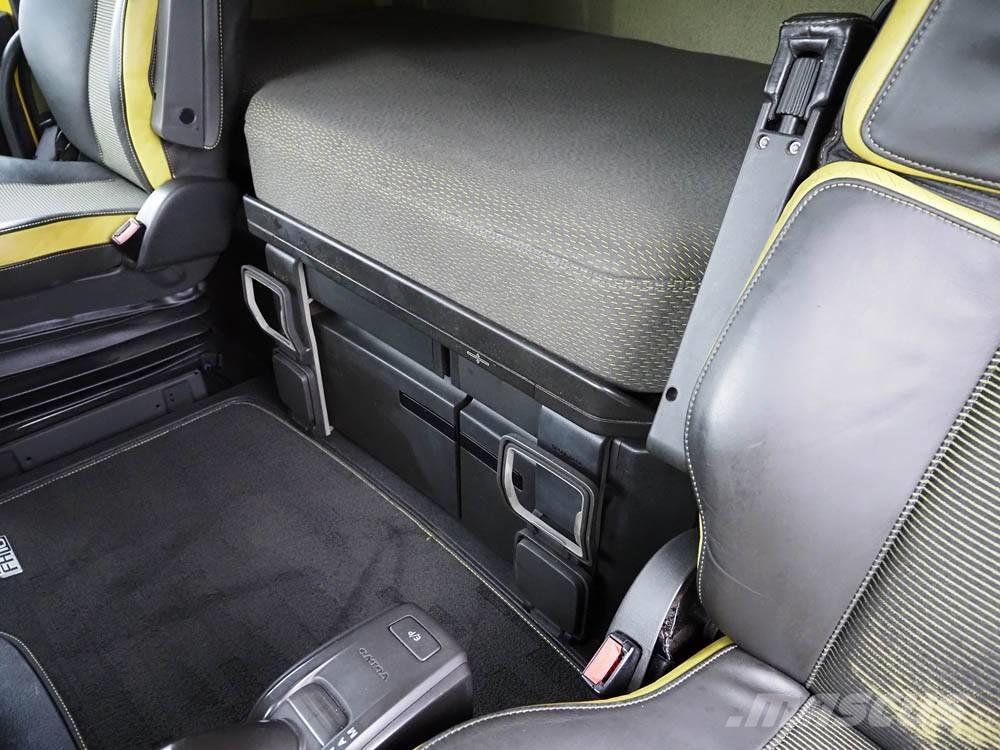 Volvo FH16 Deszkaszállító teherautók