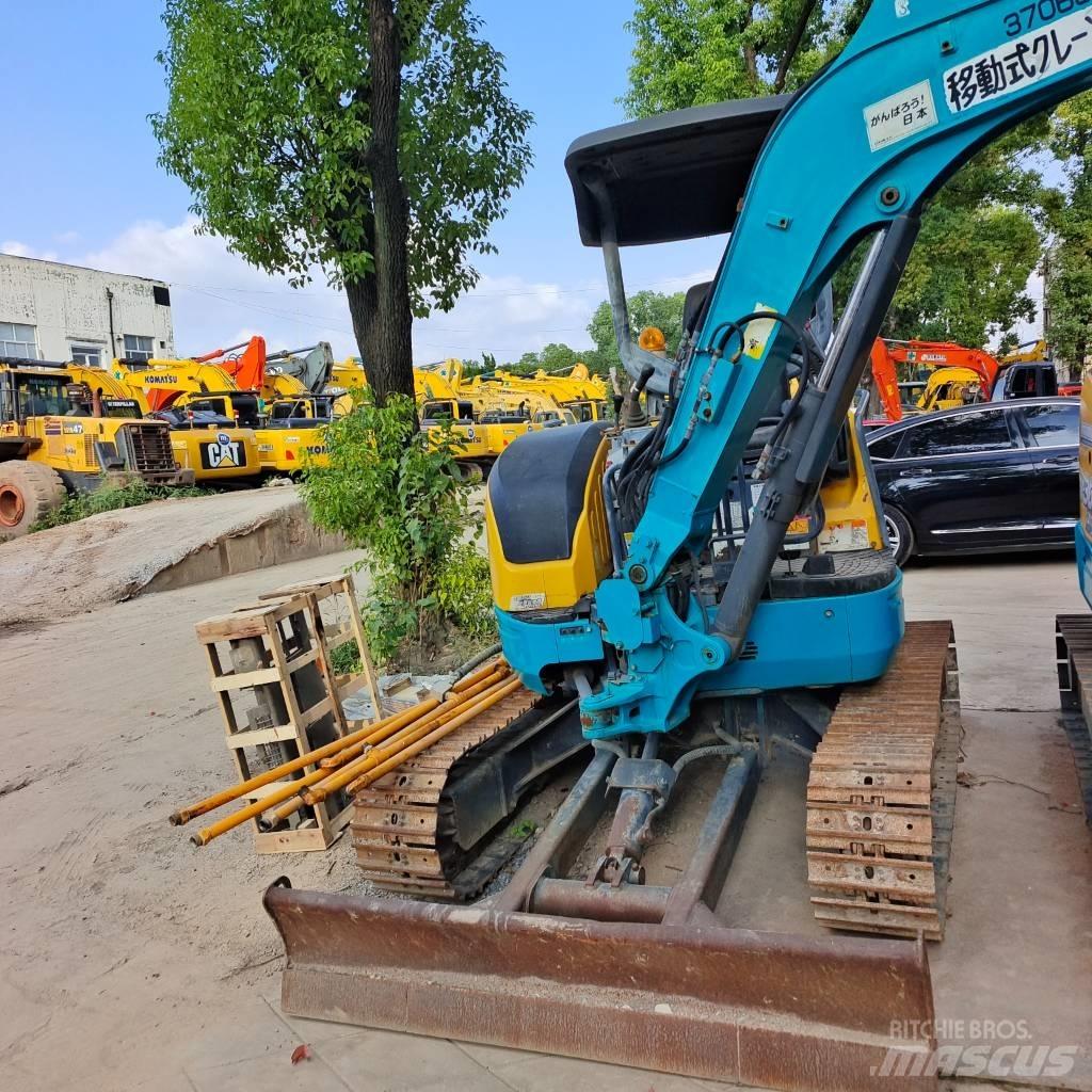 Kubota U30 Mini kotrók < 7t