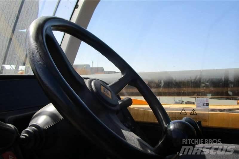 JCB 540-170 Egyéb