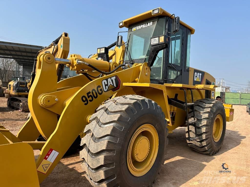 CAT 950 G Gumikerekes homlokrakodók