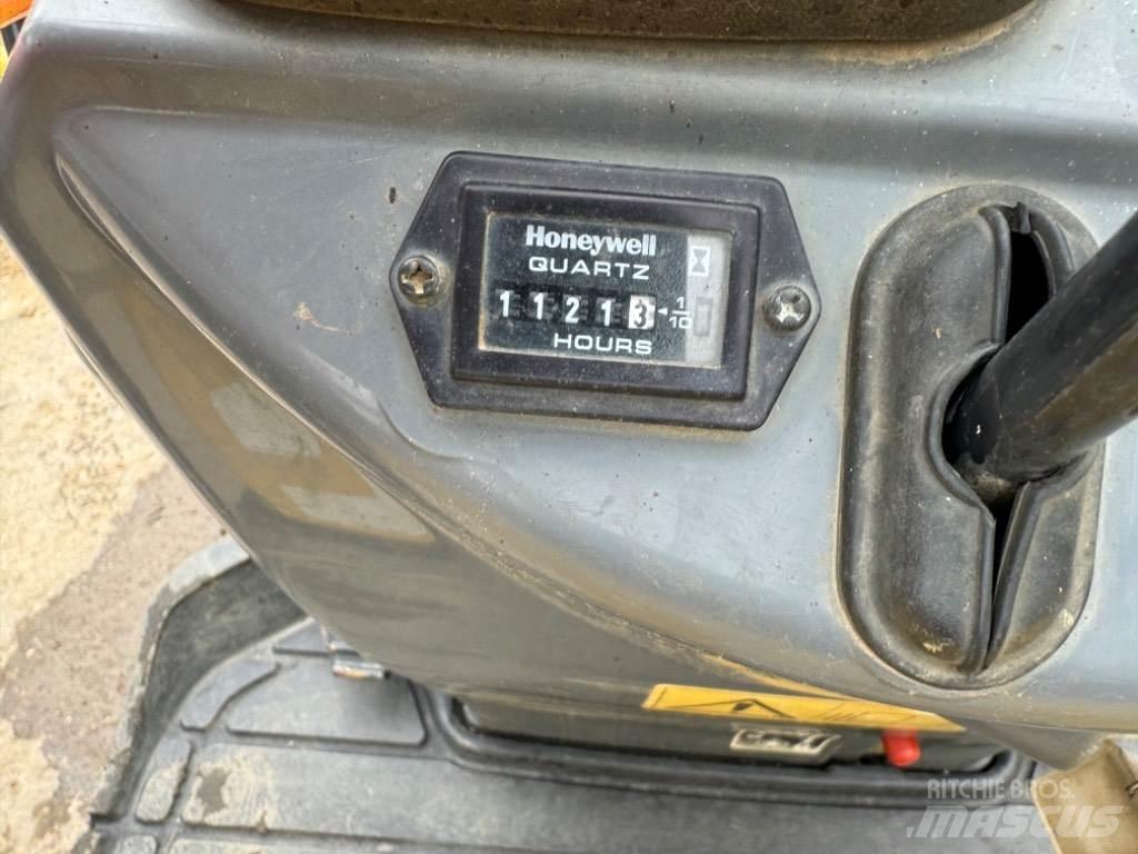 Yanmar SV08 (1C169) Mini kotrók < 7t