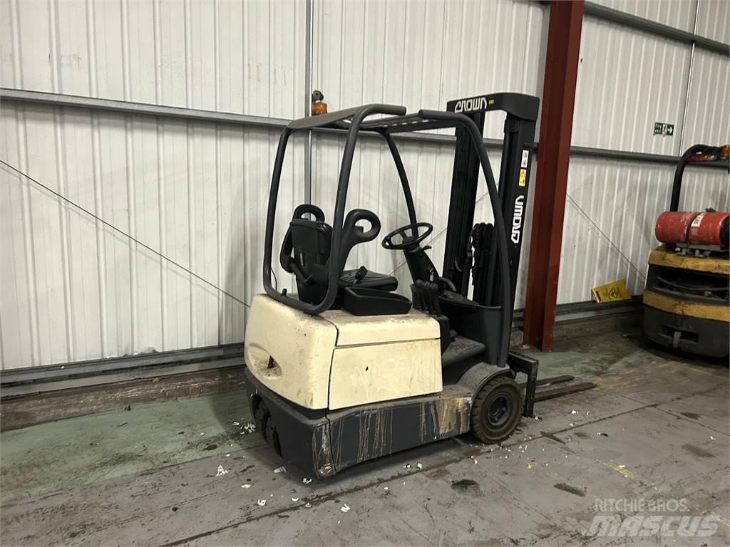 Crown SC3013 Elektromos targoncák