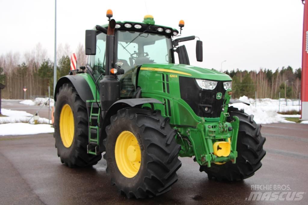 John Deere 6250 R Traktorok