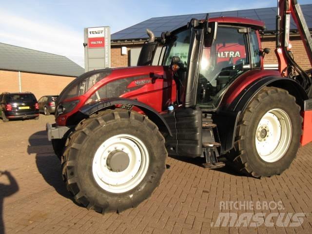 Valtra T174 VERSU Traktorok