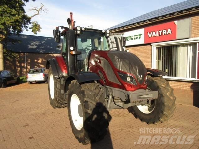 Valtra T174 VERSU Traktorok