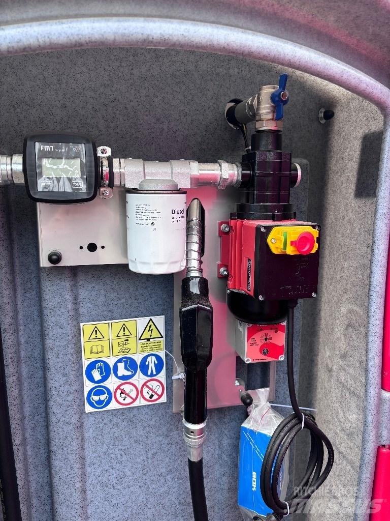 Sibuso Nvc 2500L Üzemanyagtartályok