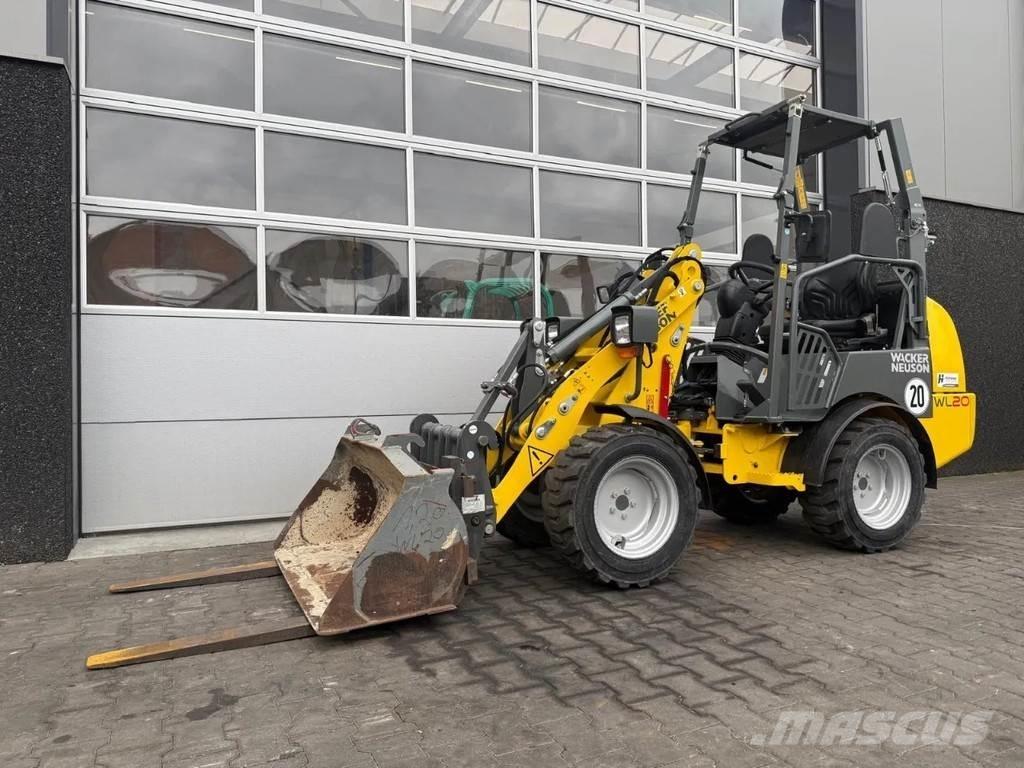 Wacker Neuson WL20 Gumikerekes homlokrakodók