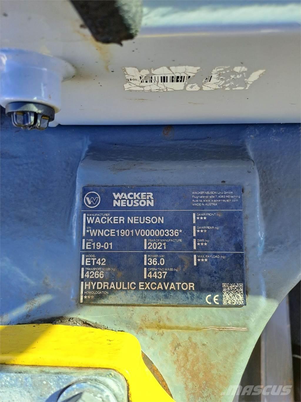 Wacker Neuson ET42 Lánctalpas kotrók