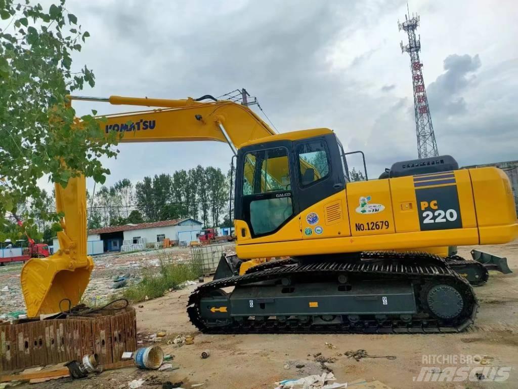 Komatsu PC 220 Lánctalpas kotrók