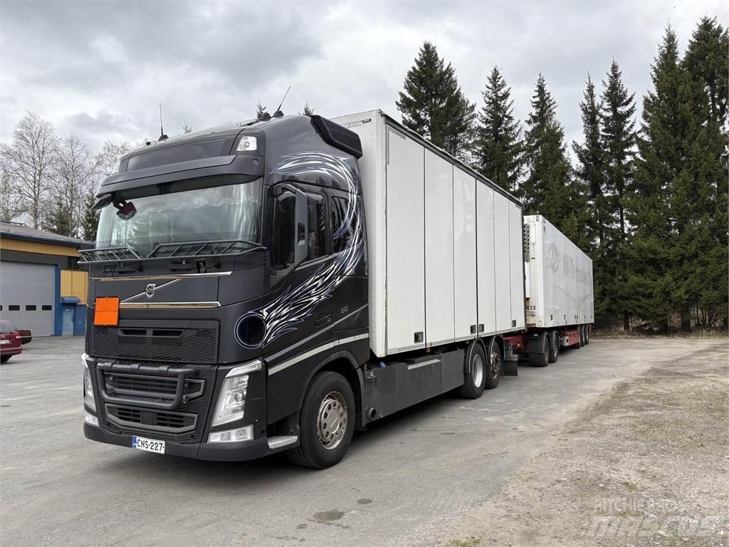 Volvo FH13 460 Dobozos teherautók