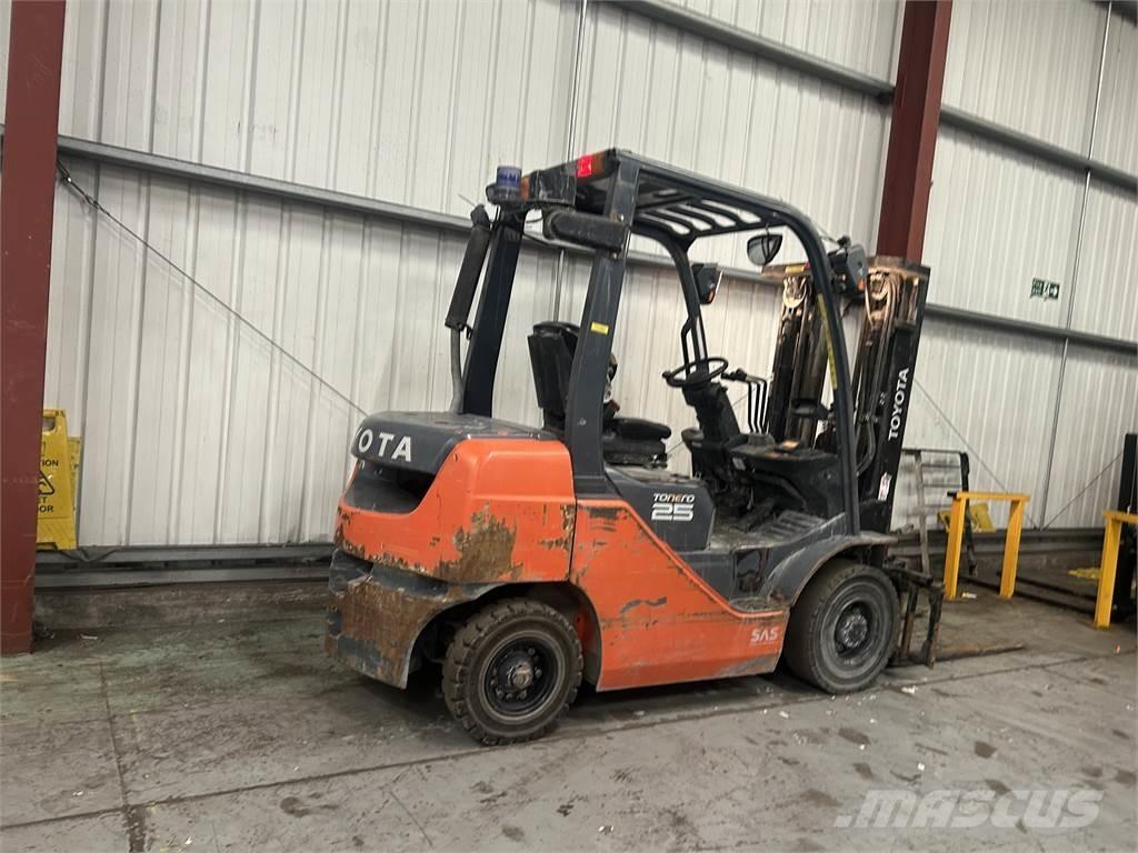 Toyota 02-8FDF25 Dízel targoncák