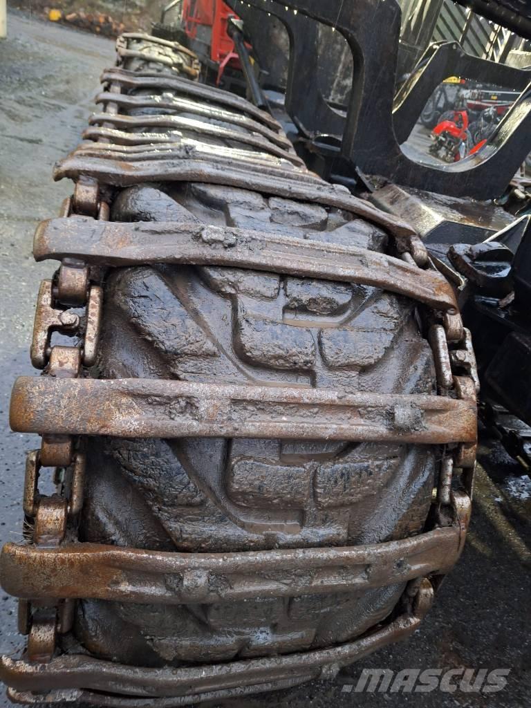 Komatsu 875 Kihordók