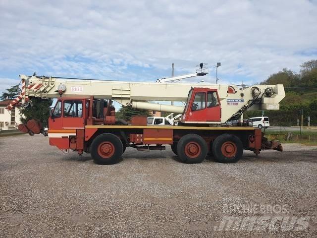 Rigo RTT600 Mobil daruk