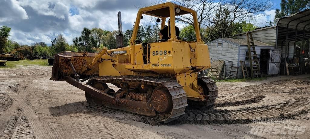 John Deere 850 B lánctalpas dózerek