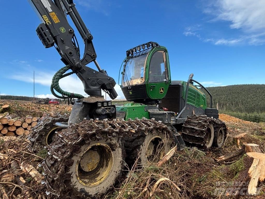 John Deere 1270G 8WD Betakarítók