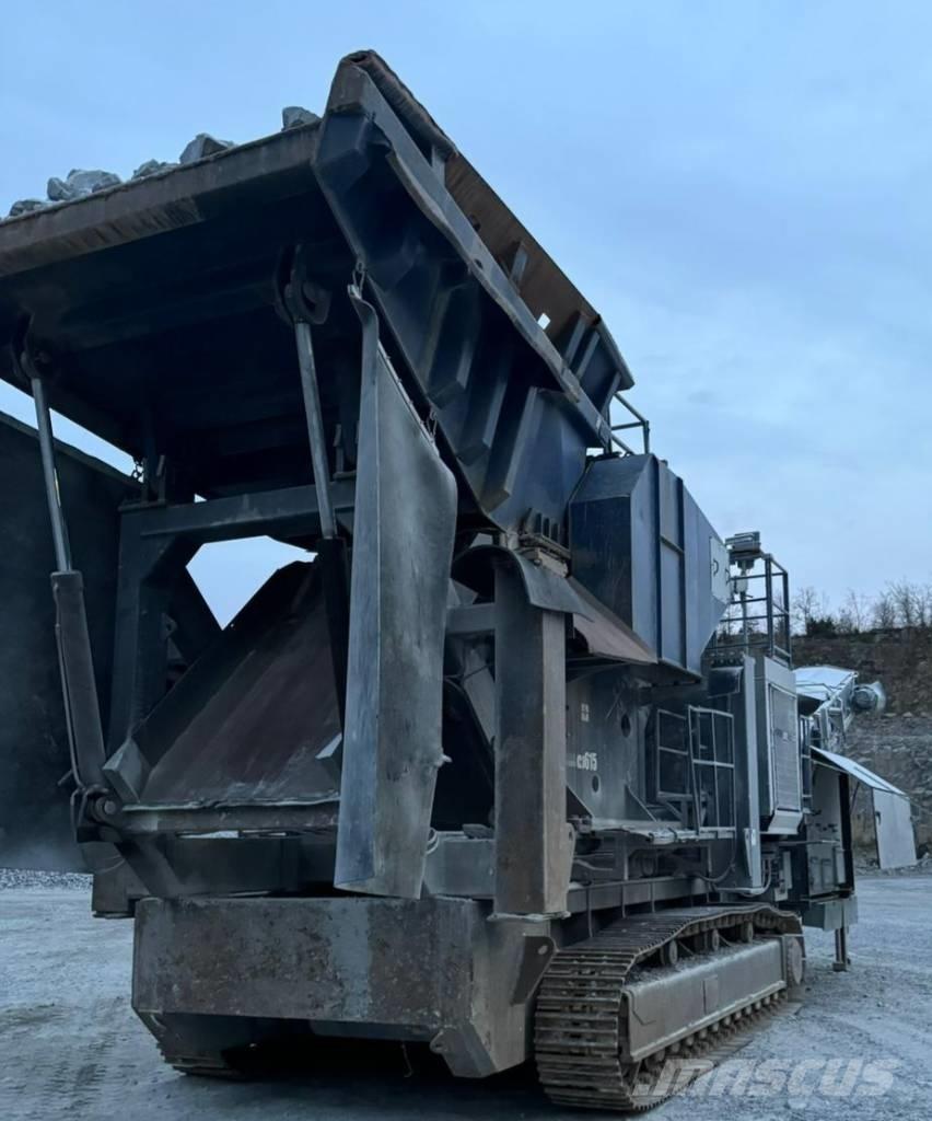 PJ JONSSON L 1511 Mobil törőgépek