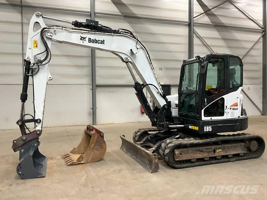 Bobcat E 85 Közepes (midi) kotrók 7 t - 12 t