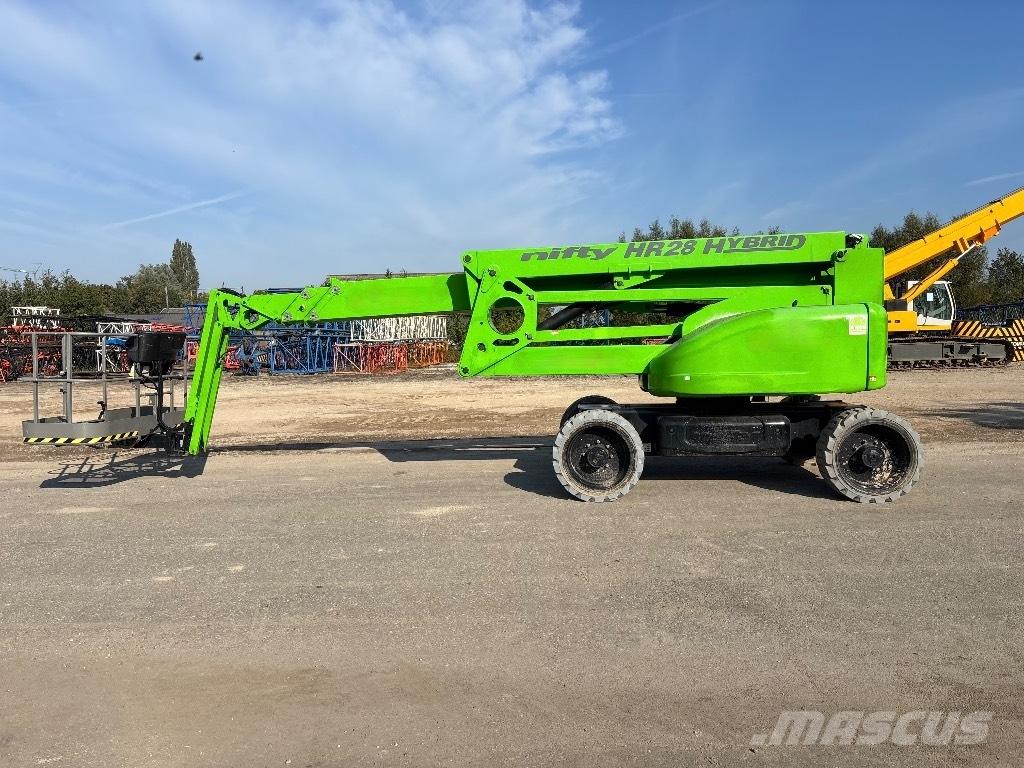Niftylift HR 28 Karos emelők