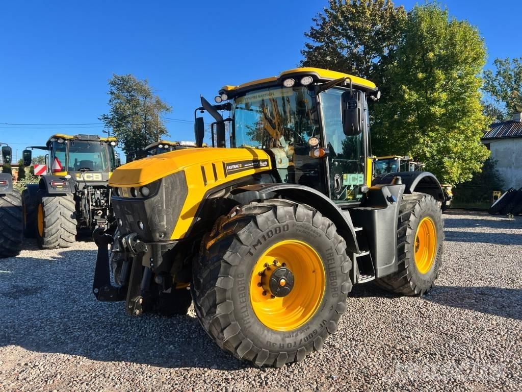 JCB Fastrac 4220 Traktorok