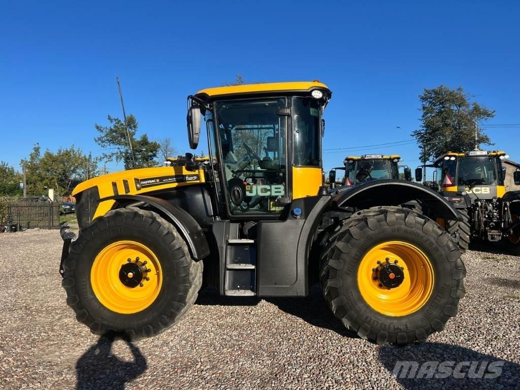 JCB Fastrac 4220 Traktorok