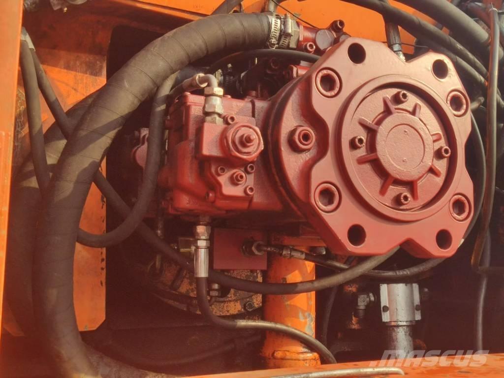 Doosan DH210W-7 Gumikerekes kotrók