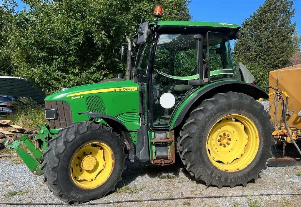 John Deere 5090 R Traktorok