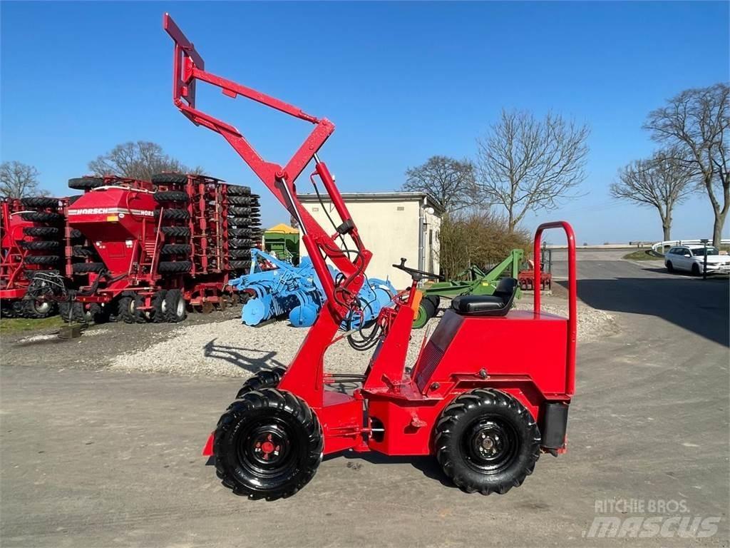 Weidemann 1302 Mini homlokrakodók