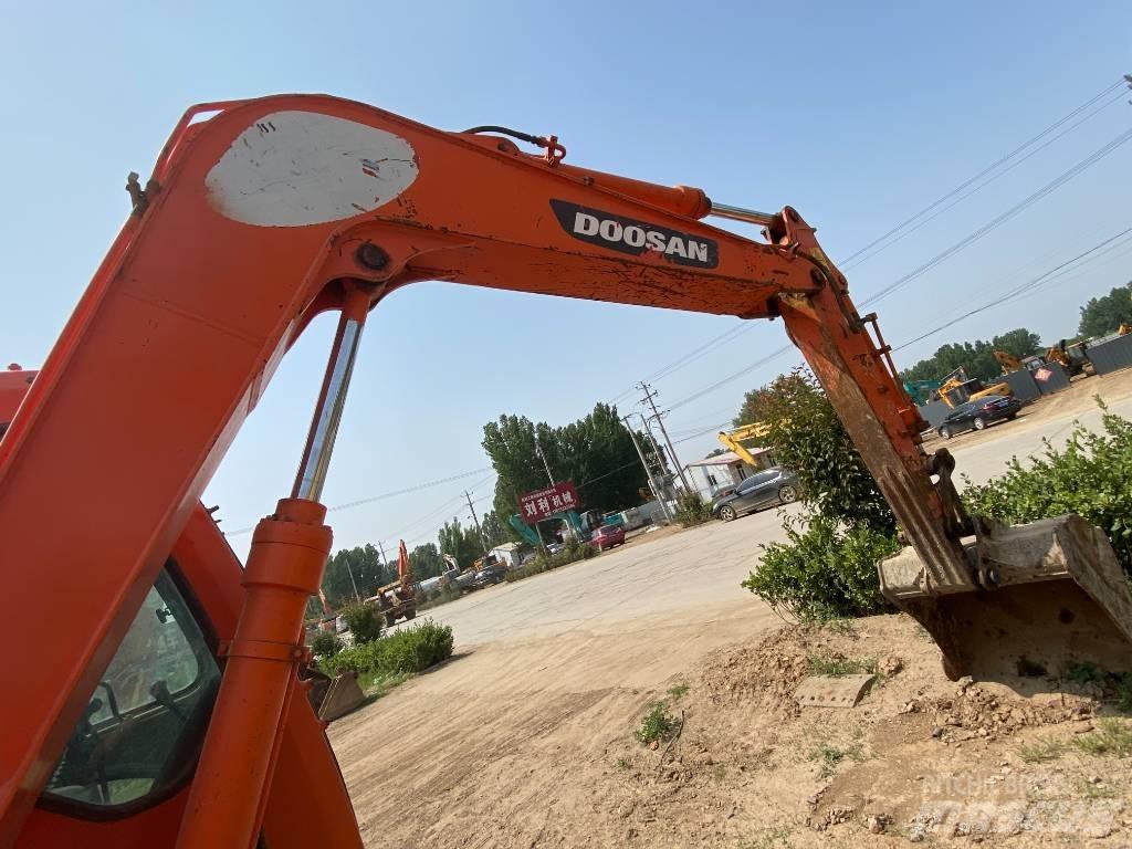 Doosan DH80 Mini kotrók < 7t
