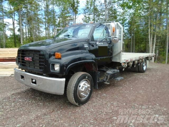 GMC C6500 Platós / Ponyvás teherautók