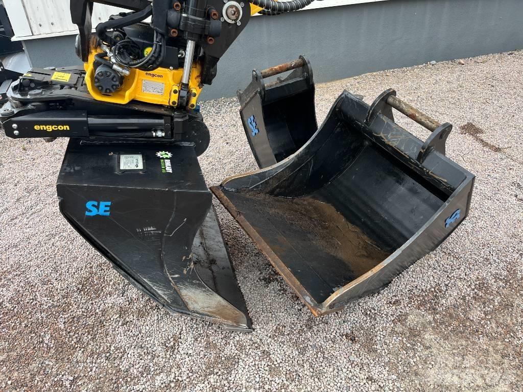 Komatsu PC78US-11E0 Közepes (midi) kotrók 7 t - 12 t