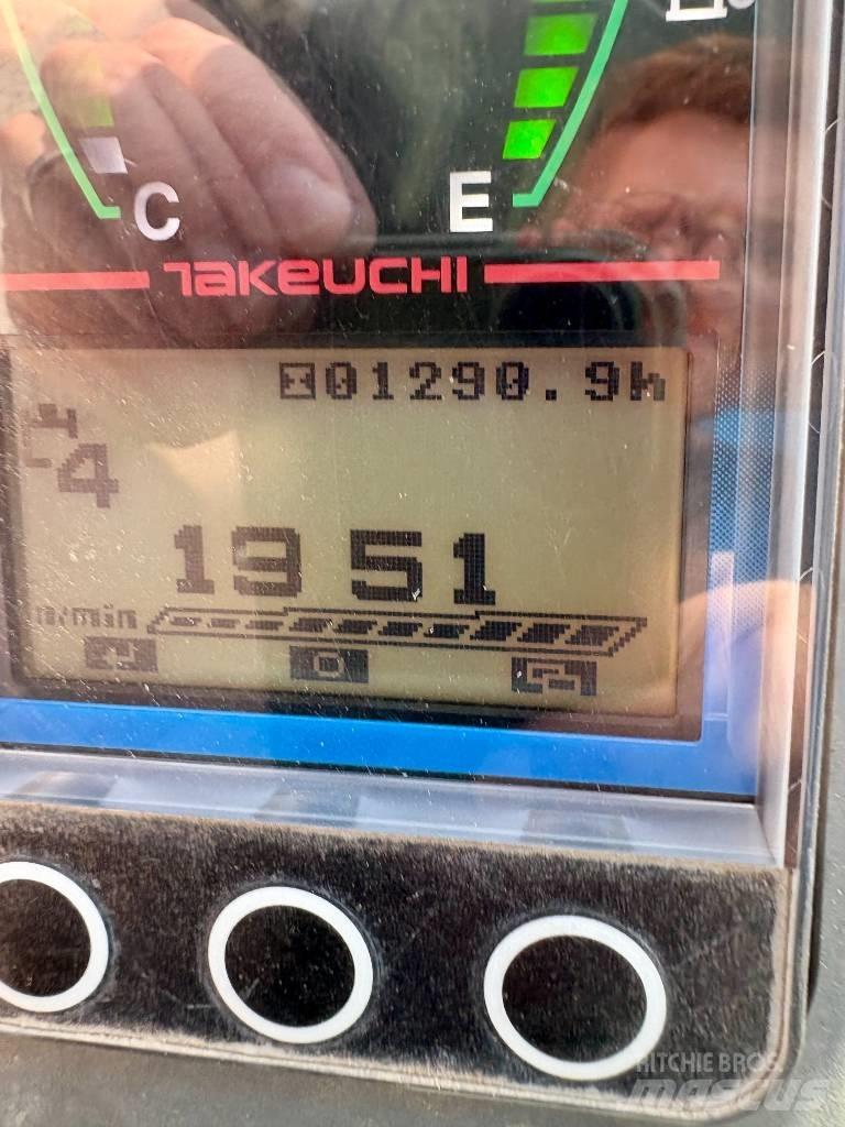 Takeuchi TB 225 Mini kotrók < 7t
